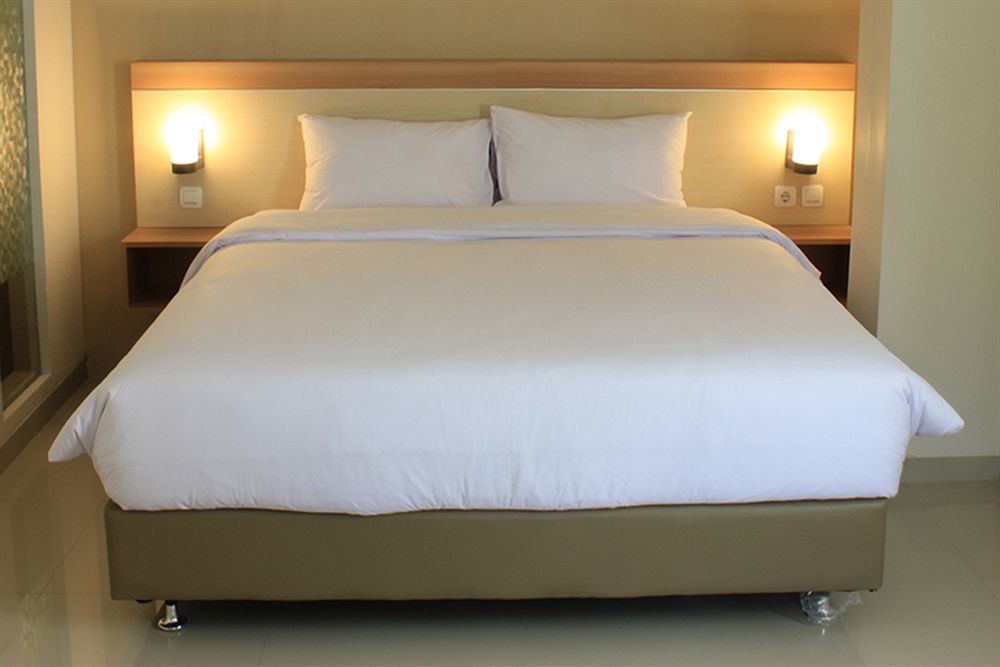 Laxston Hotel Yogyakarta Kültér fotó