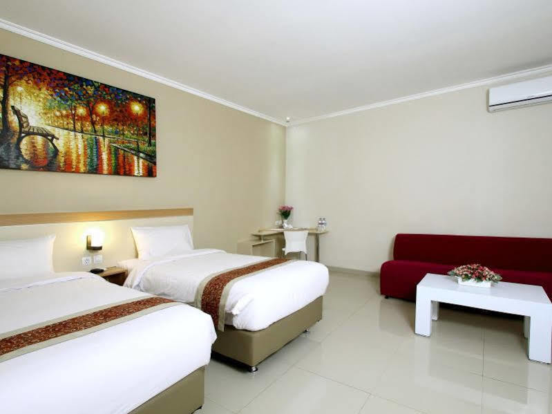 Laxston Hotel Yogyakarta Kültér fotó